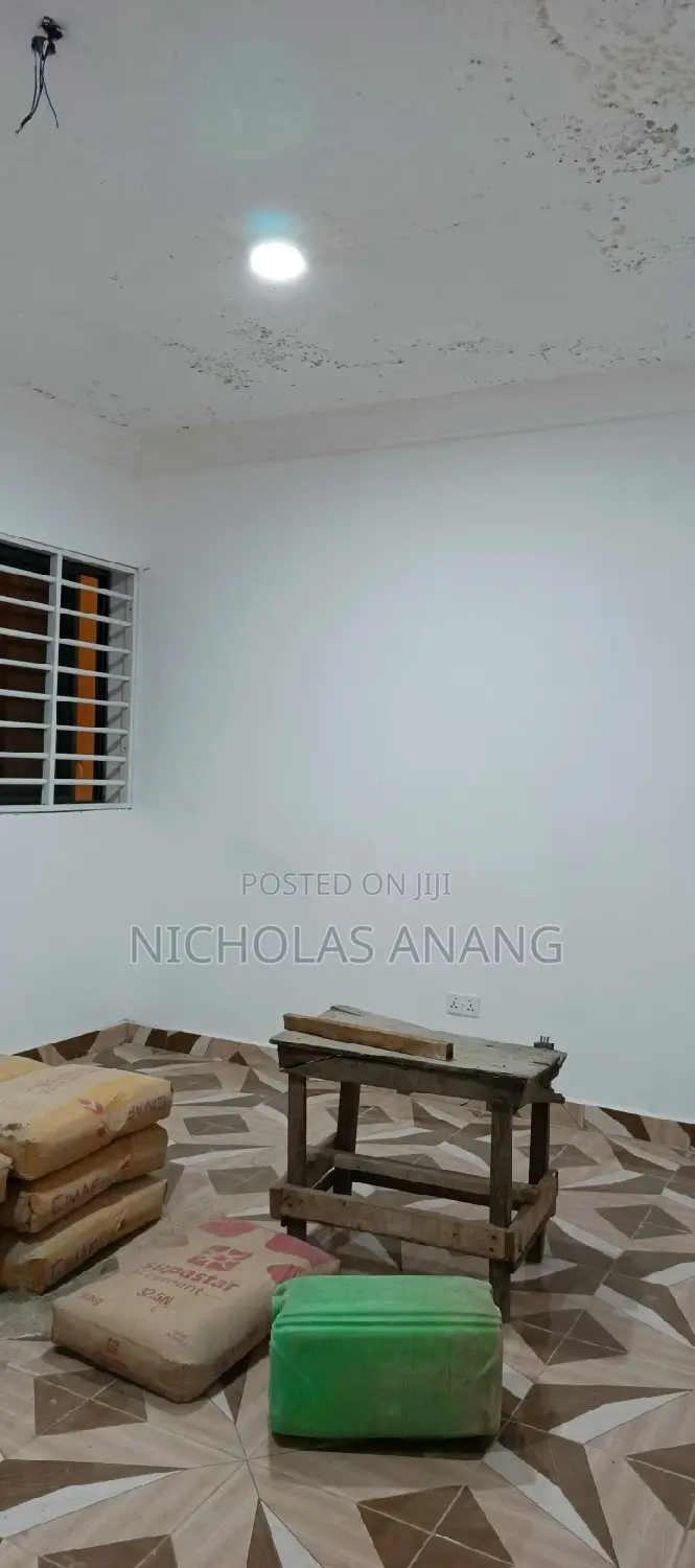 2bdrm Apartment in Dorns Properties, New Town for rent