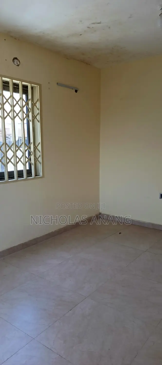 1bdrm Apartment in Dorns Properties, New Town for rent