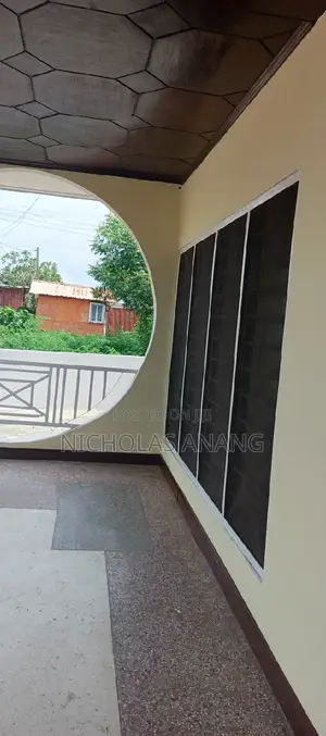 3bdrm House in Dorns Properties, New Town for rent