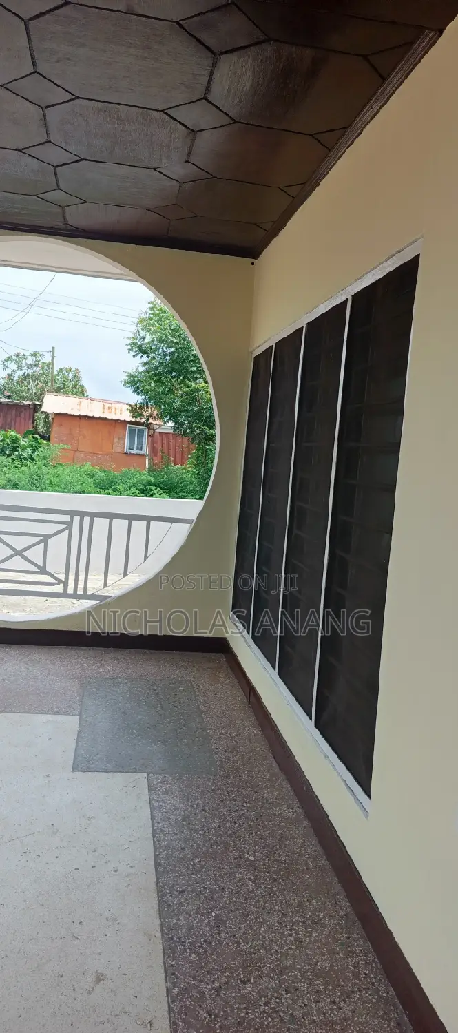 3bdrm House in Dorns Properties, New Town for rent