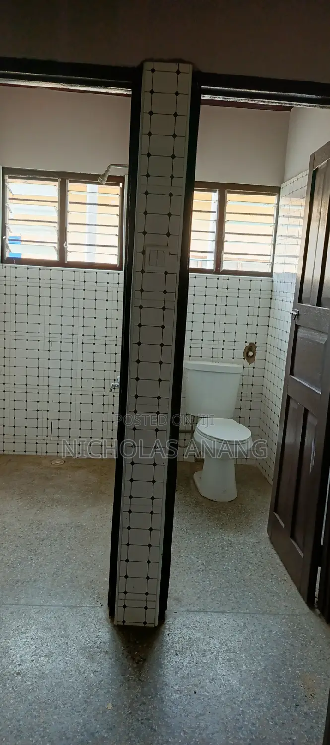 3bdrm House in Dorns Properties, New Town for rent