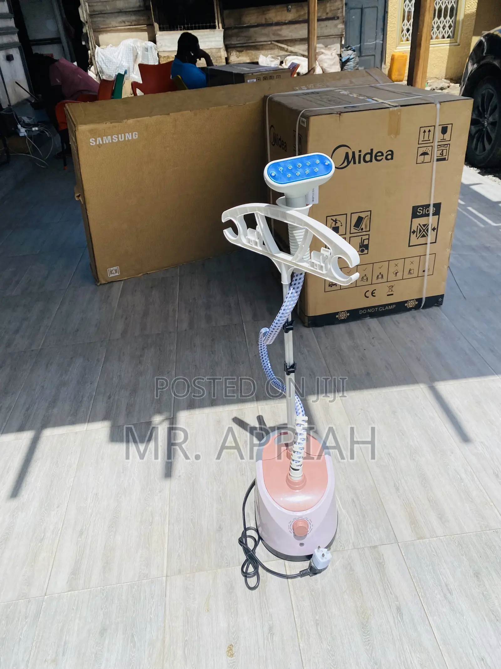 Latest,Reliable and Affordable SC-618 2000W Garment Steamer