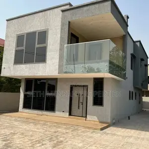 4bdrm Apartment in Adenta Maame Dokunu for sale