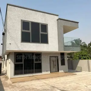 4bdrm Apartment in Adenta Maame Dokunu for sale