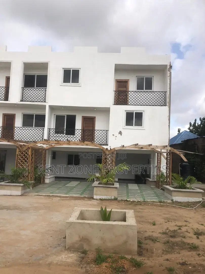 1bdrm Apartment in Rent Zone Properties, Achimota for rent