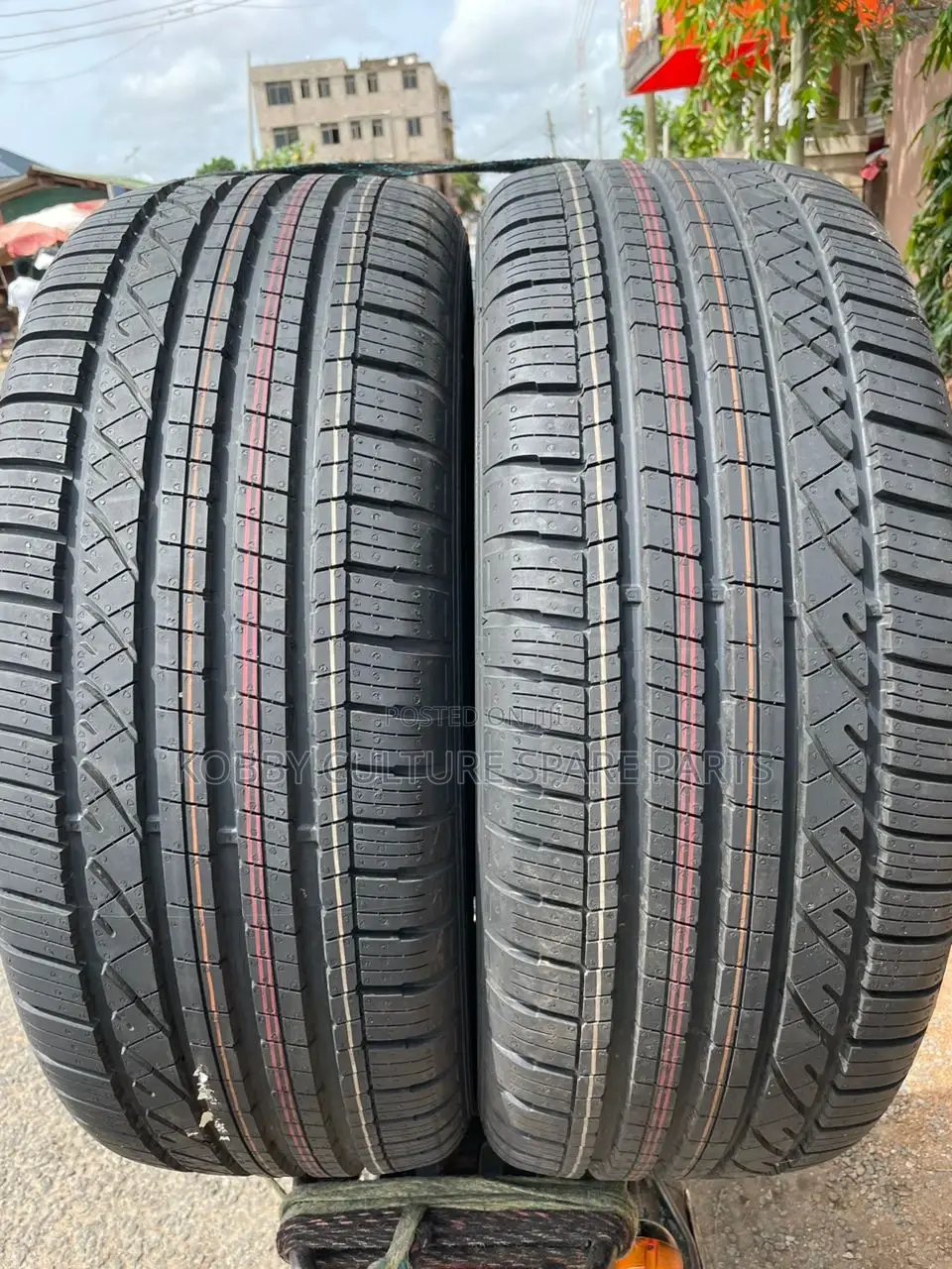 Original Dunlop 235/60r18 Tyres Available