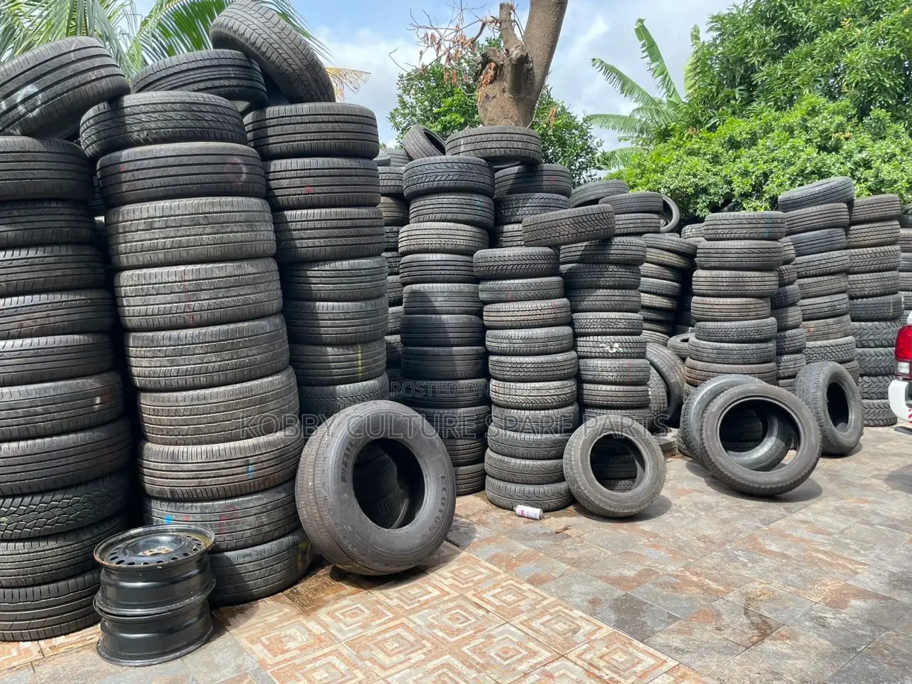 Neat Home Used Tyres First Grade Available