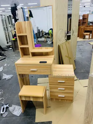 Dresser Dresser