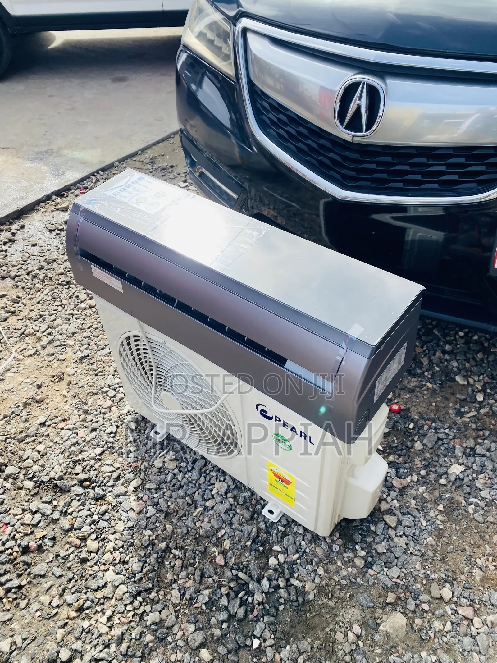 High Quality Pearl 1.5hp R410 Split Type Ac(Black).