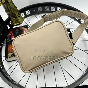 Essential Leather Side/Shoulder Bag