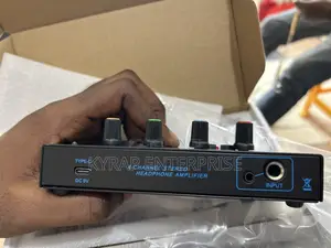 4 Channel HEADPHONES Splitter