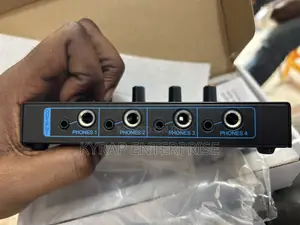4 Channel HEADPHONES Splitter