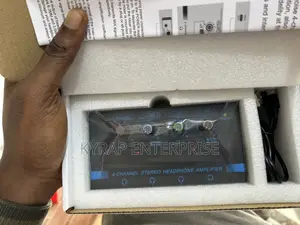 4 Channel HEADPHONES Splitter