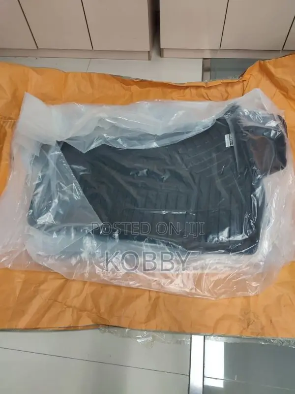 Honda Cr-v 2017-2022 Trunk Mat Tpe