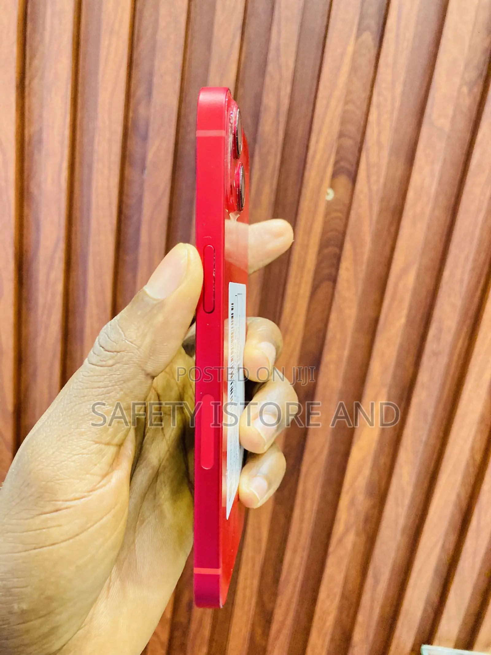 New Apple iPhone 13 128 GB Red