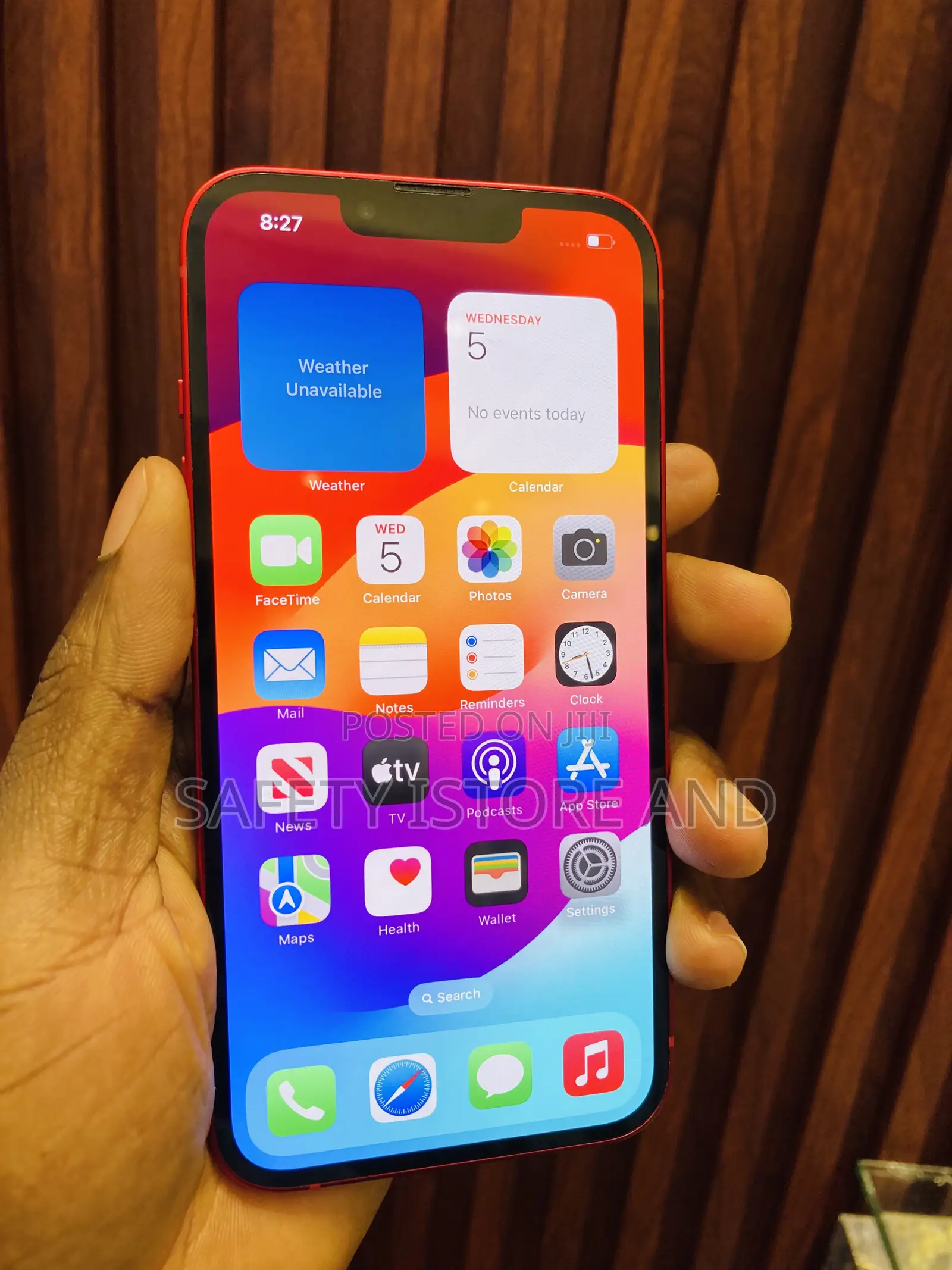 New Apple iPhone 13 128 GB Red