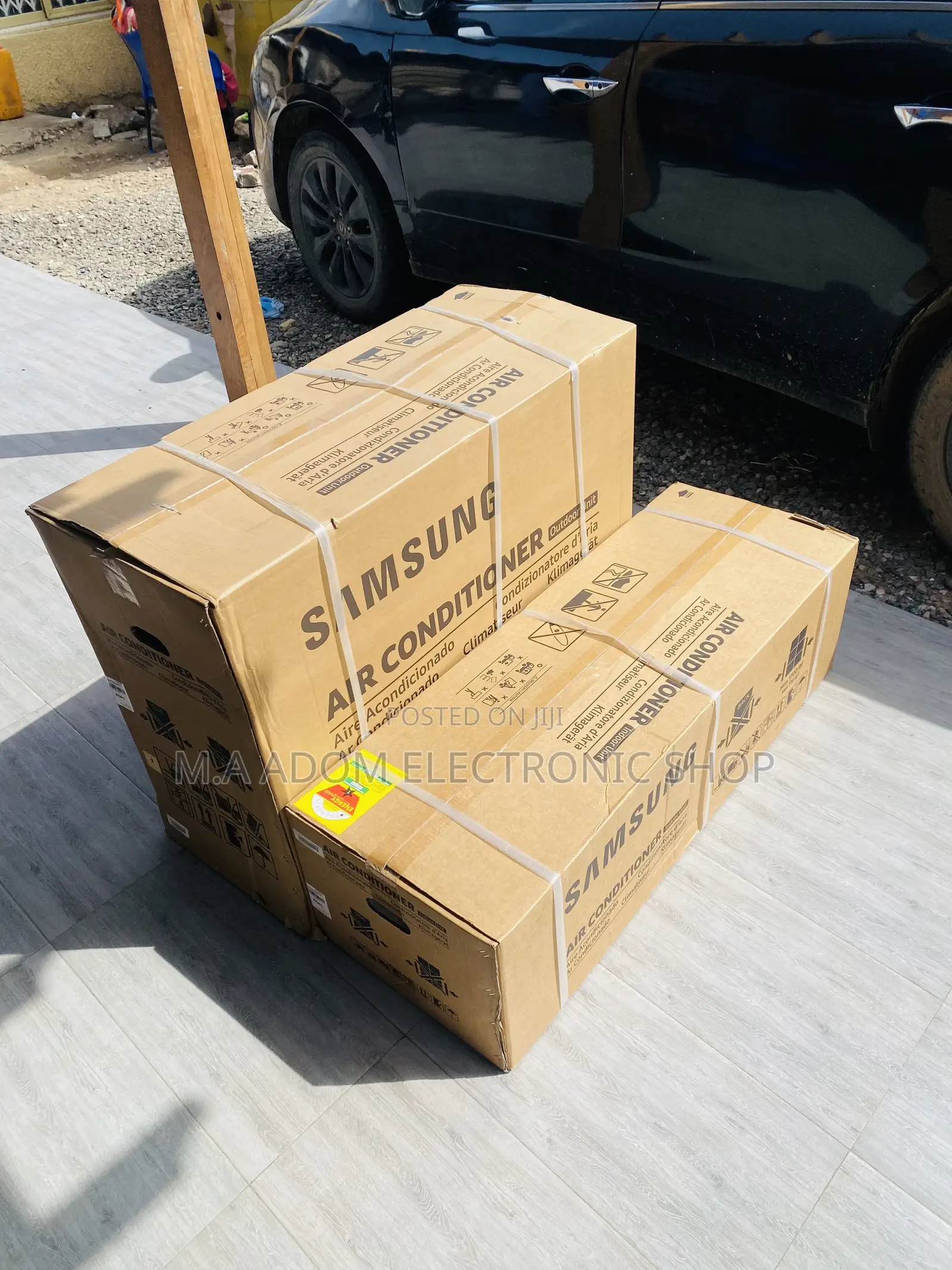 Authentic Samsung 2.5hp Split Type Air Conditioner(White).
