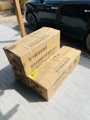 Authentic Samsung 2.5hp Split Type Air Conditioner(White).