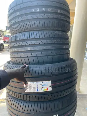 Original 285/45r21 Bridgestone Available