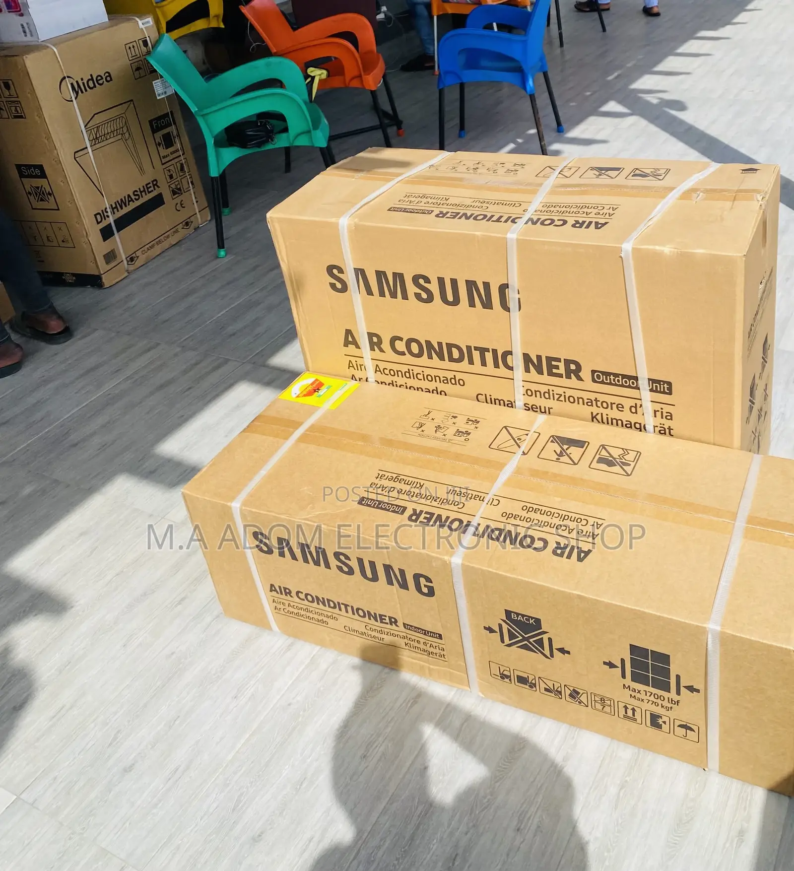 Fast Cooling Samsung 2.5hp Split Type Ac(R410 Gas)White.
