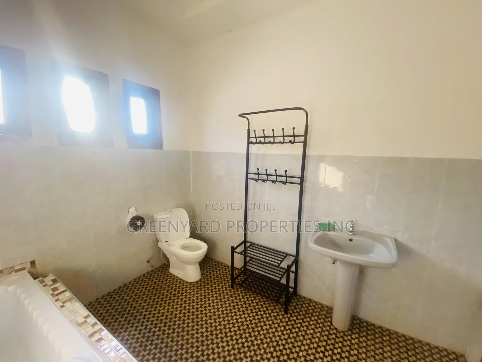 Furnished 2bdrm Apartment in East Legon for rent