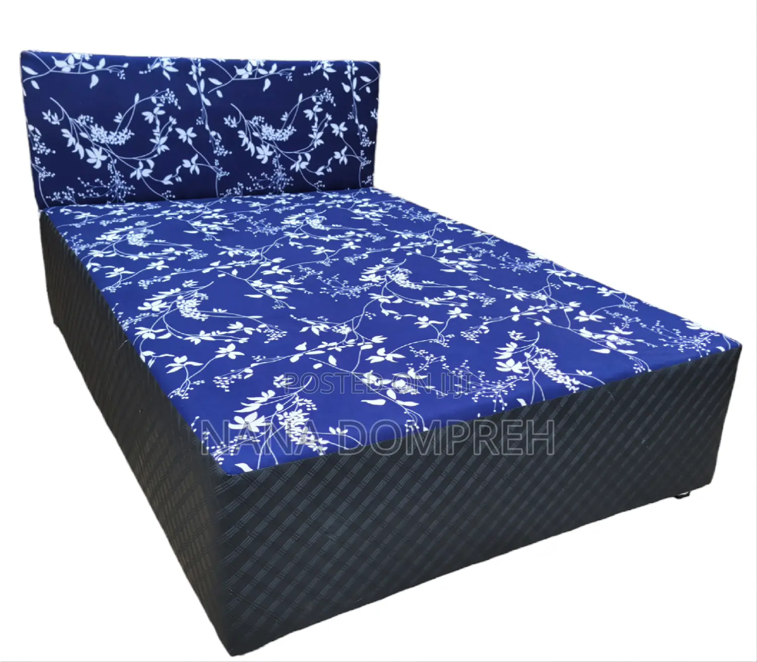 Inbuilt Double Bed