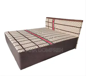 Inbuilt Queen Size Bed