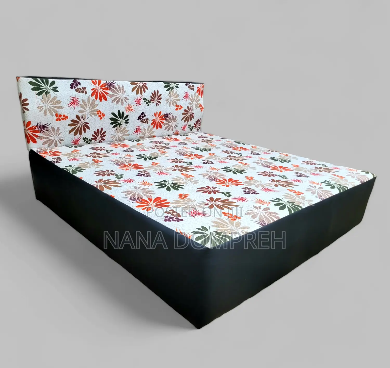 Inbuilt Queen Size Bed