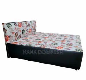 Inbuilt Queen Size Bed