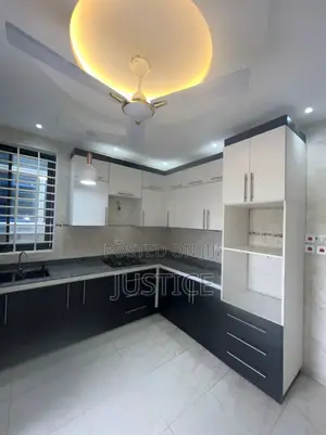 4bdrm Duplex in Ablekuma Odumase for sale