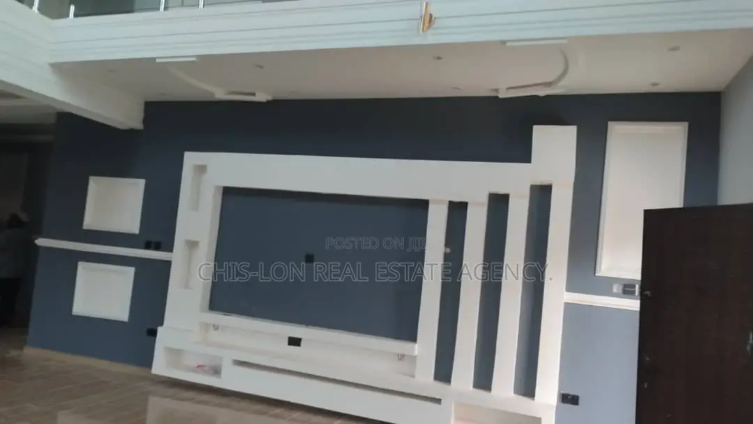 Furnished 4bdrm House in Old Barrier for rent