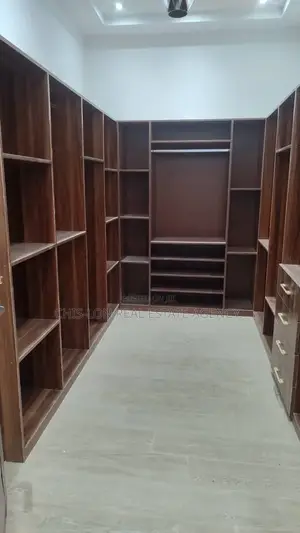 Furnished 4bdrm House in Old Barrier for rent