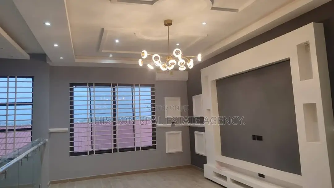 Furnished 4bdrm House in Old Barrier for rent