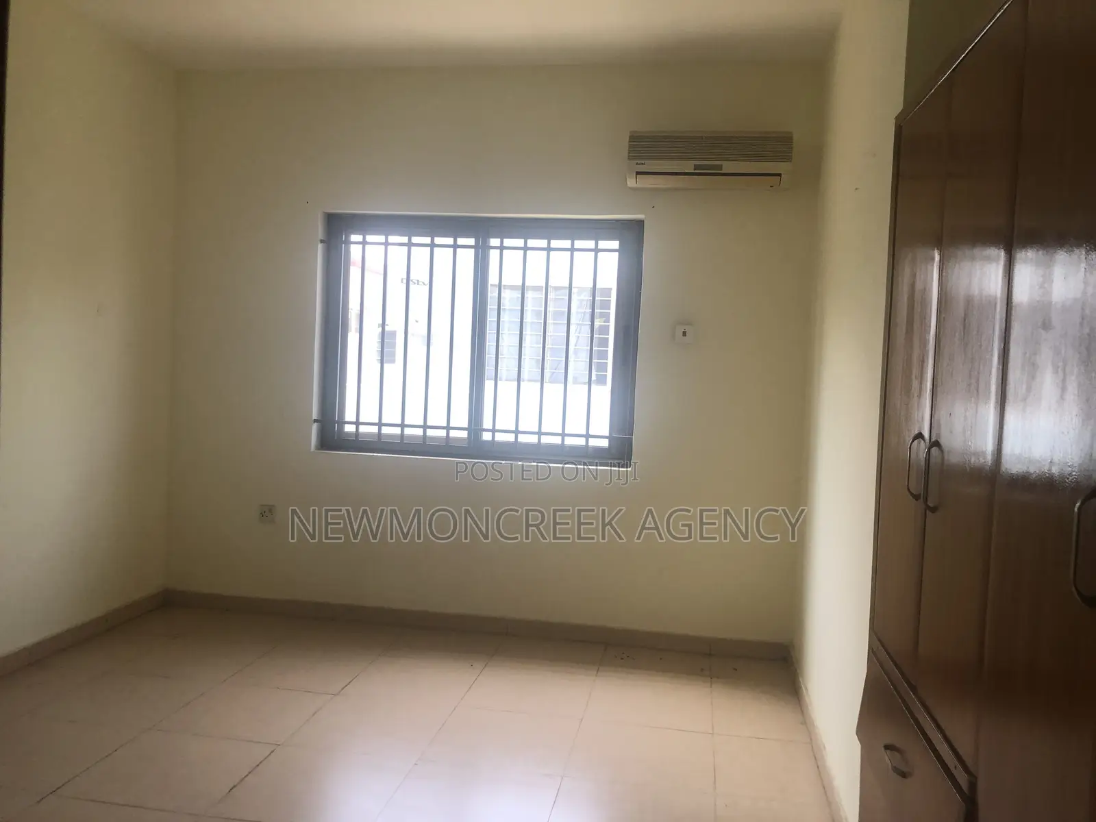 3bdrm Bungalow in Devtraco Estatesc25, Accra Metropolitan for sale