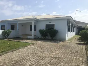 3bdrm Bungalow in Devtraco Estatesc25, Accra Metropolitan for sale