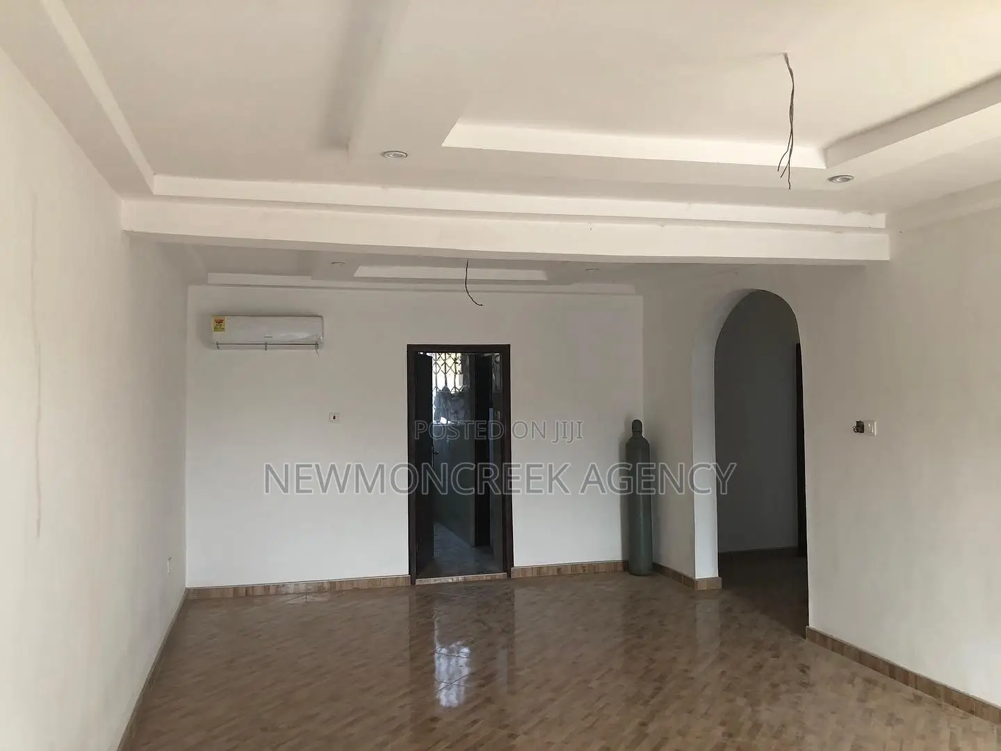 2bdrm Apartment in Oyarifa To Aburi, Accra Metropolitan for sale