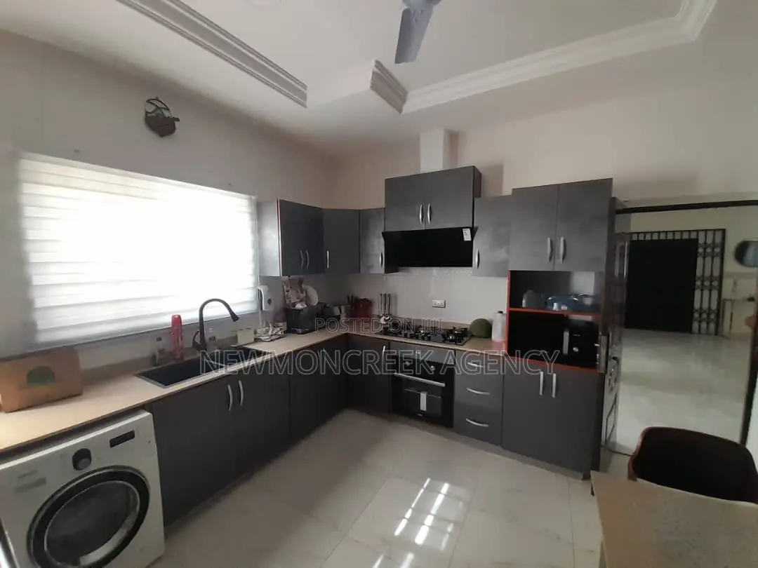 Furnished 3bdrm Bungalow in Lakeside Estates, Accra Metropolitan