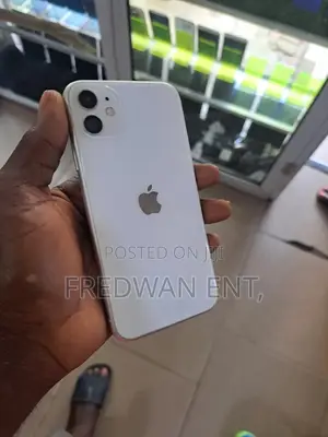Apple iPhone 11 128 GB White