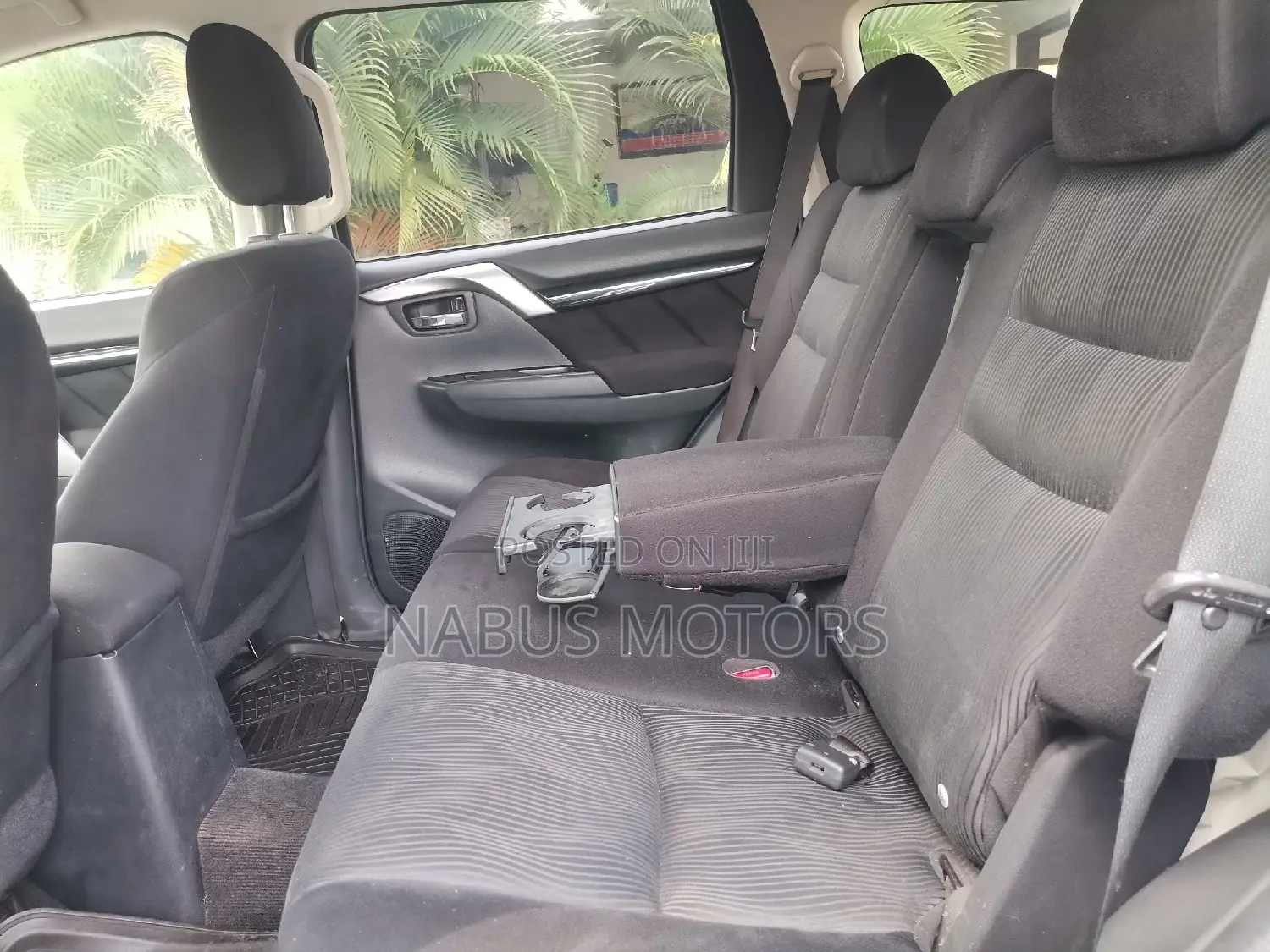 Mitsubishi Pajero 2020 Silver