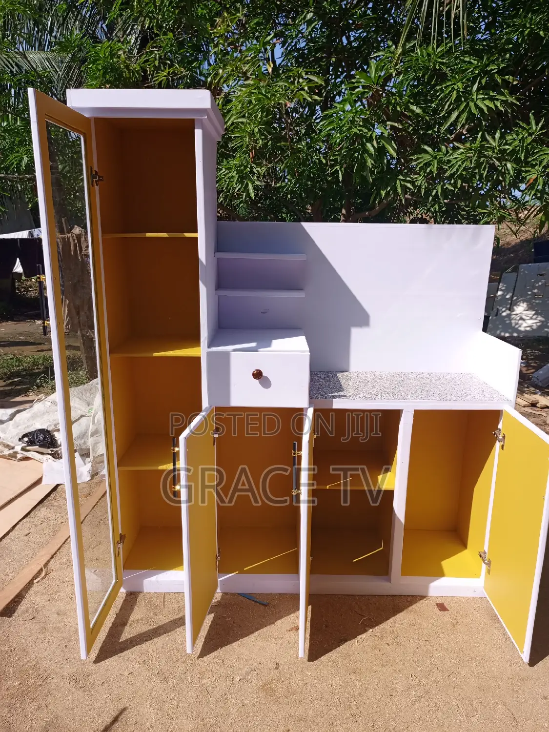 Quality Kitchen Carbinet