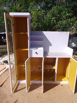 Quality Kitchen Carbinet
