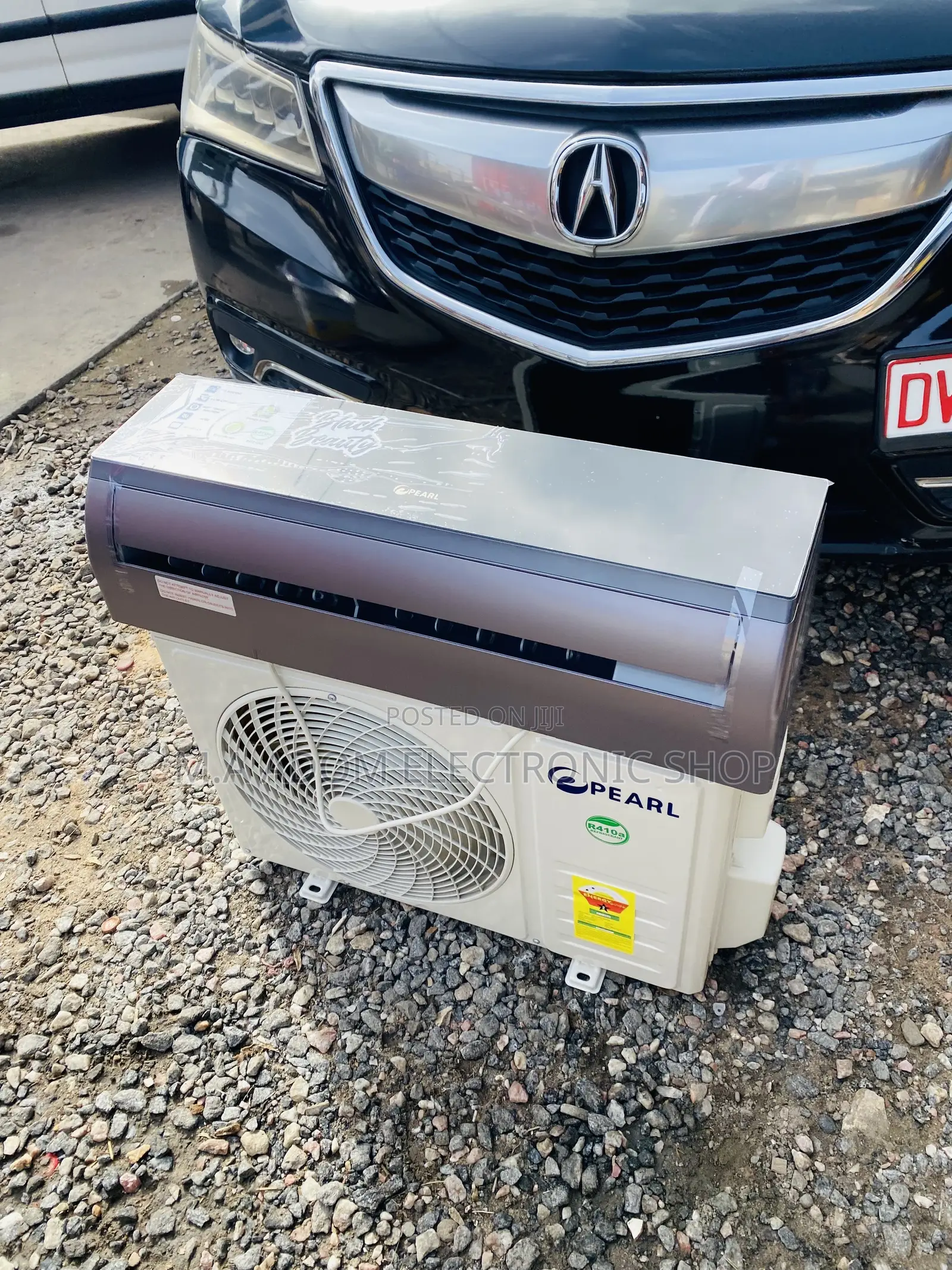 Unique Design Pearl L(Black)1.5hp Split Type Air Conditioner