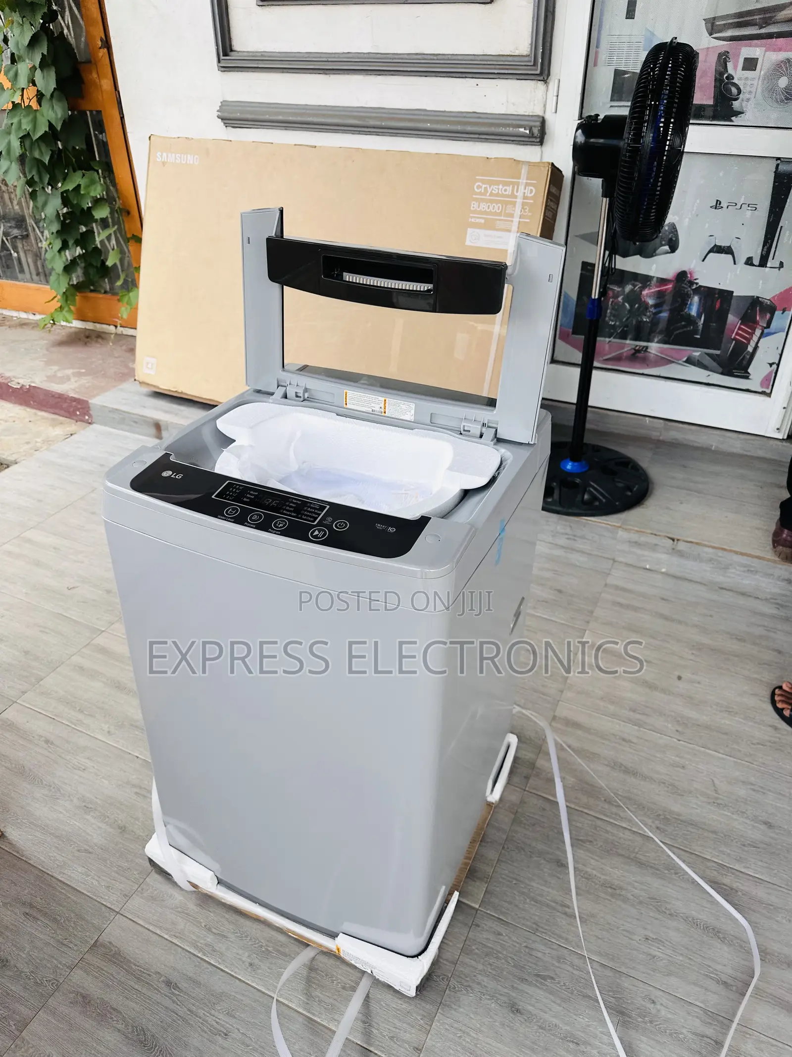Less Vibration TCL 8kggf708tl 8kg Top Load WM