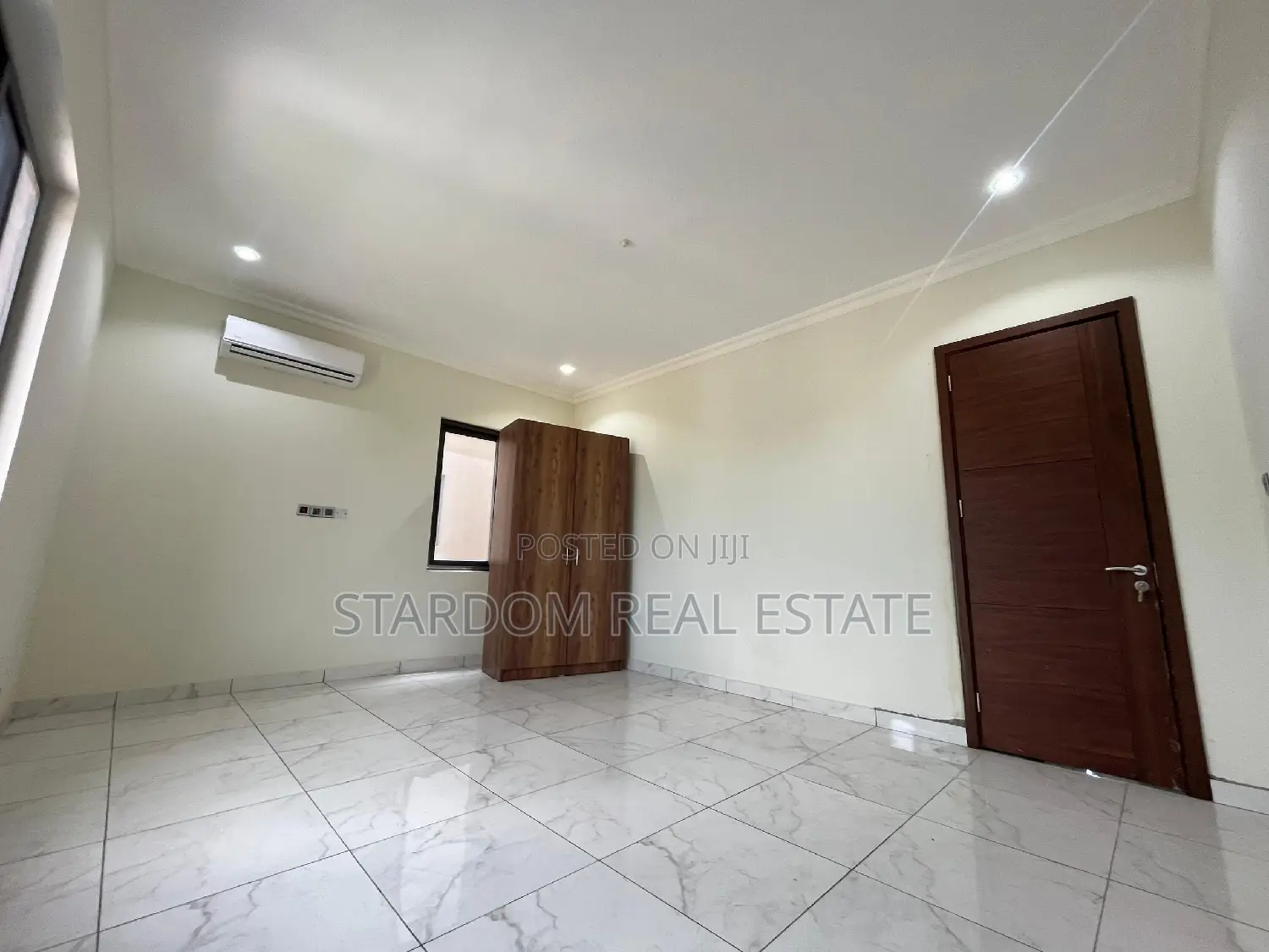 5bdrm Duplex in East Legon for rent
