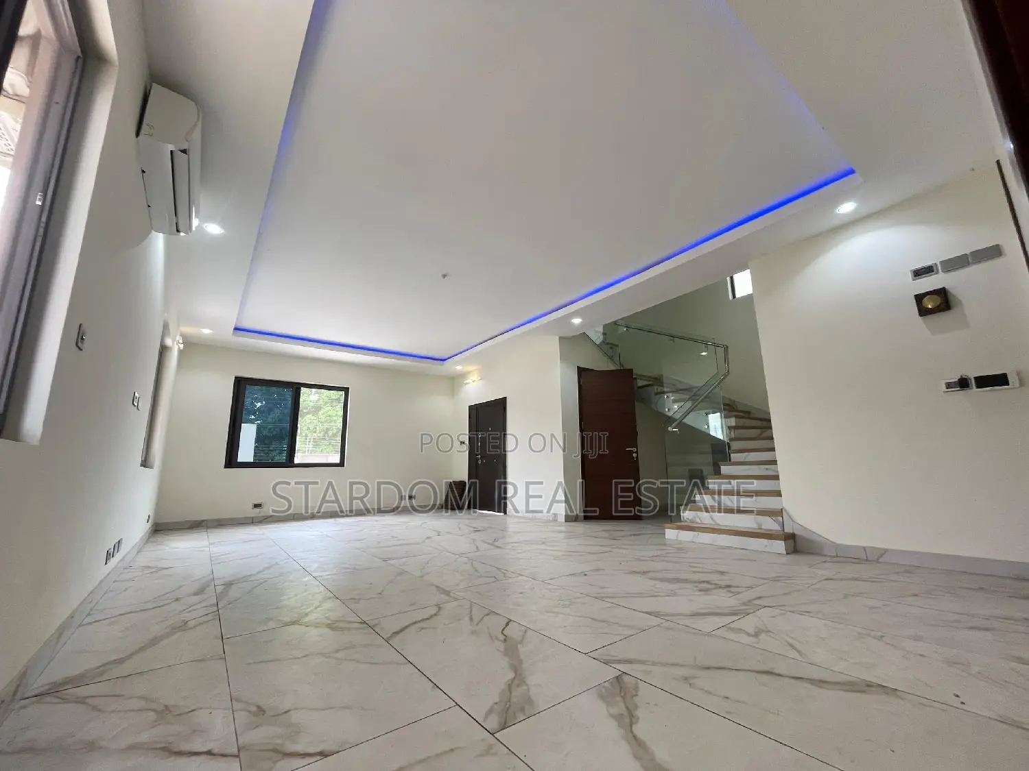 5bdrm Duplex in East Legon for rent