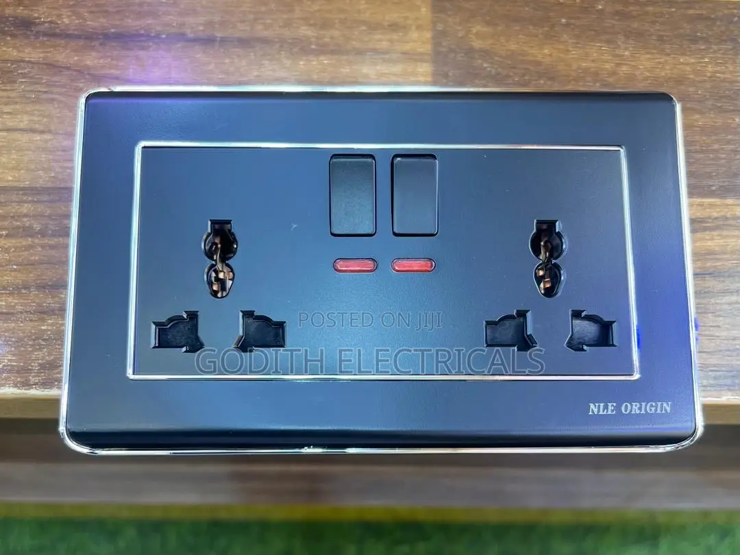 13A Double Socket Black on Black