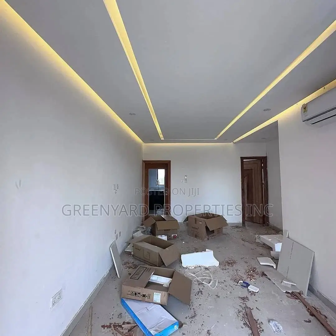 2bdrm Townhouse/Terrace in Ashaley Botwe for sale