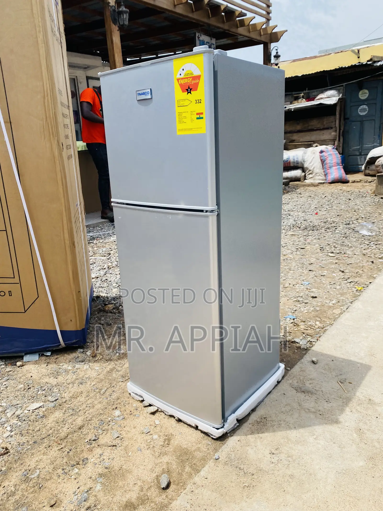 Lovely Design Nasco Nasf2-13 Fl 112ltr Top Freezer Fridge