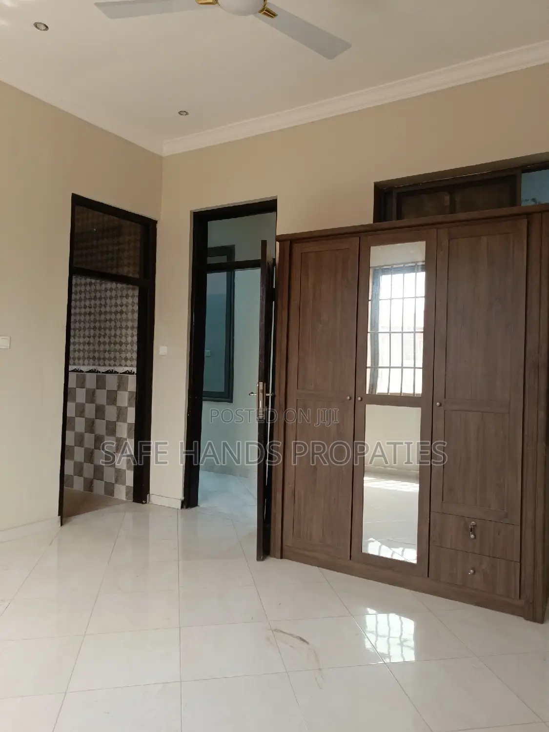4bdrm House in West Trasacco, Accra Metropolitan for rent