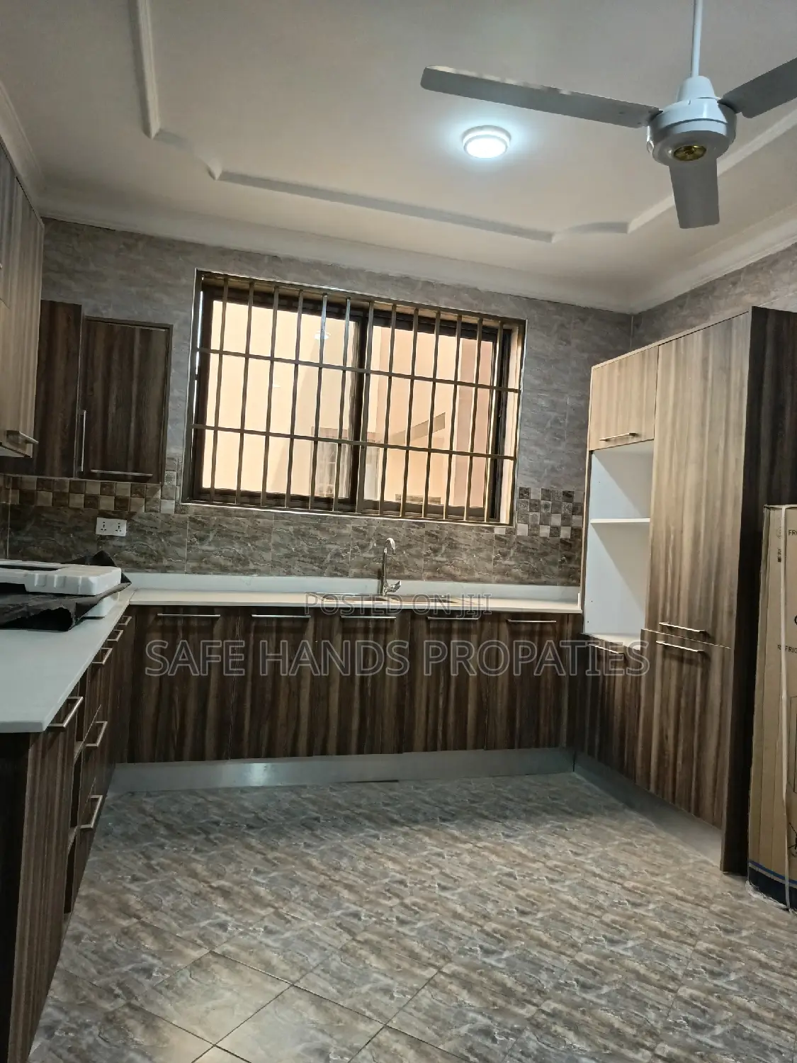 4bdrm House in West Trasacco, Accra Metropolitan for rent